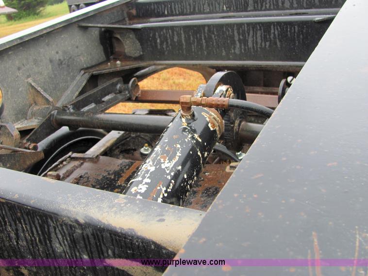 image for item 4855 1996 Fontaine TA50NGB 50 ton drop deck trailer