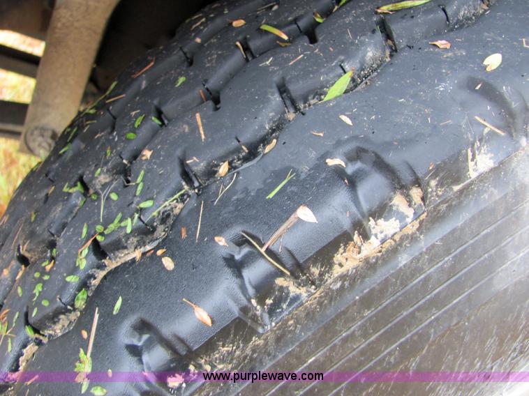 image for item 4856 1989 Western Star 4964F vacuum truck