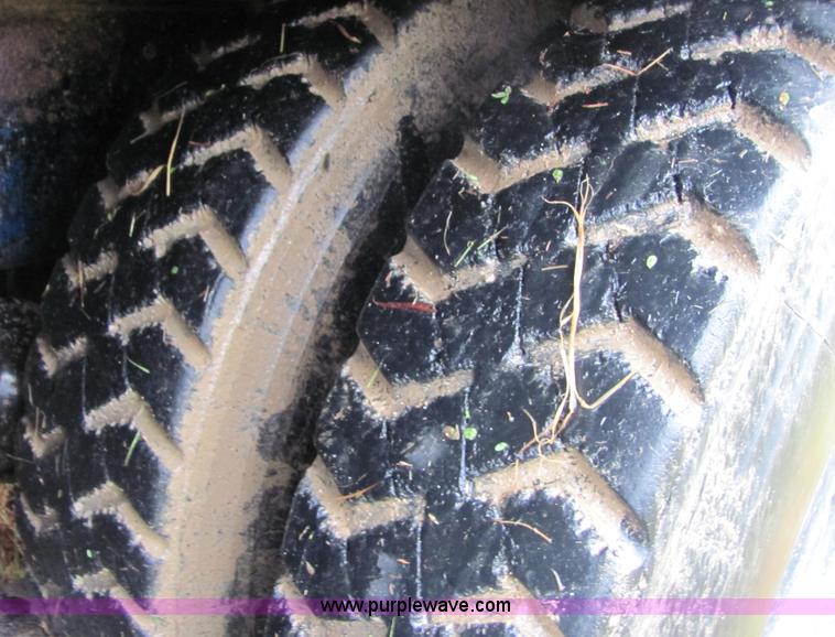 image for item 4856 1989 Western Star 4964F vacuum truck