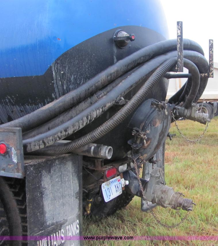 image for item 4856 1989 Western Star 4964F vacuum truck