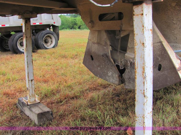 image for item 4857 1989 Fruehauf belly dump trailer