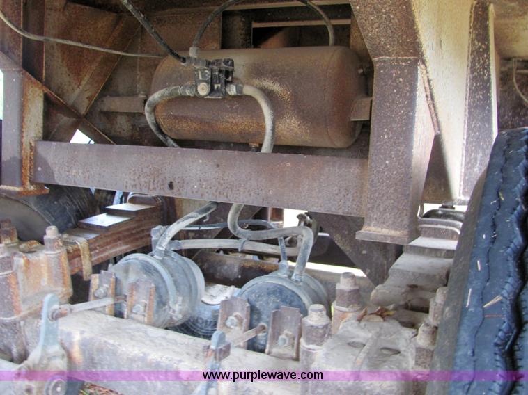 image for item 4857 1989 Fruehauf belly dump trailer