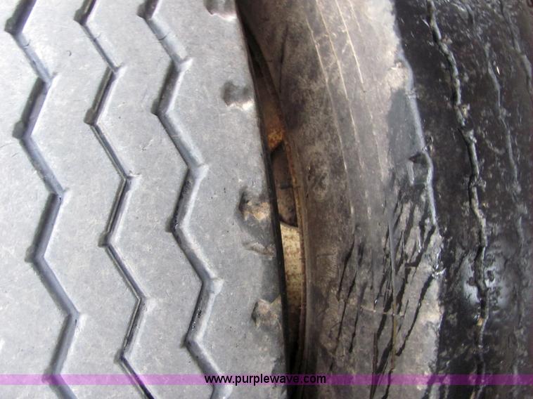 image for item 4859 2003 CPS 42' belly dump trailer