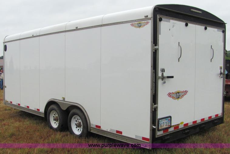 image for item 4860 2006 H and H 24' enclosed trailer