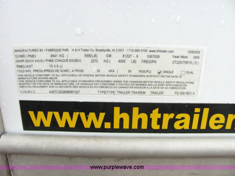 image for item 4860 2006 H and H 24' enclosed trailer