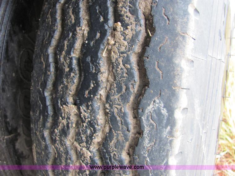 image for item 4863 2001 Pro Trak 24' dual tandem axle gooseneck trailer