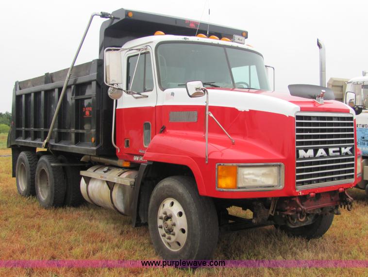 image for item 4865 1998 Mack CH613 Maxi Cruise dump truck