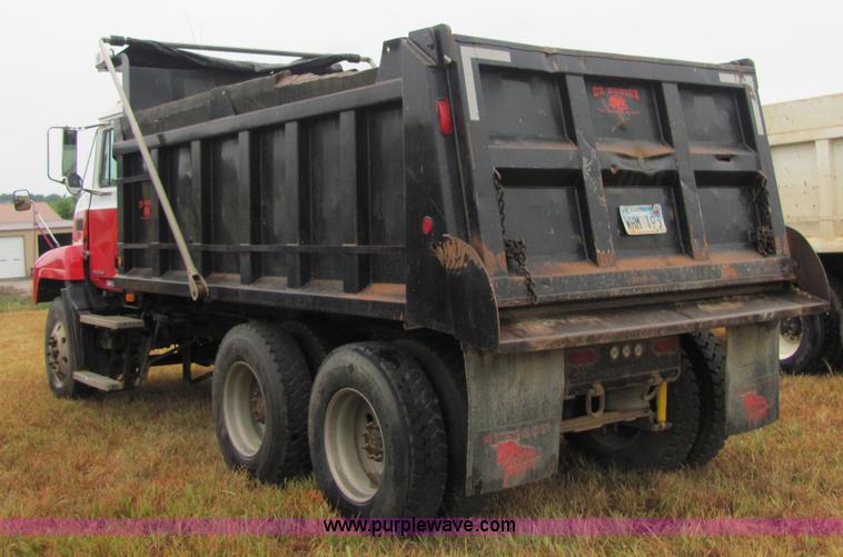 image for item 4865 1998 Mack CH613 Maxi Cruise dump truck