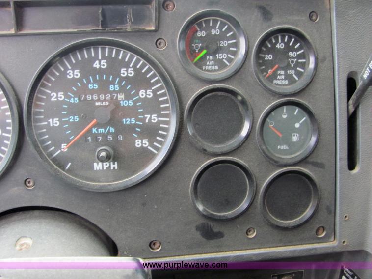 image for item 4865 1998 Mack CH613 Maxi Cruise dump truck