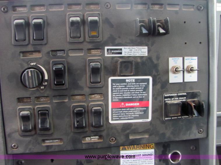 image for item 4865 1998 Mack CH613 Maxi Cruise dump truck