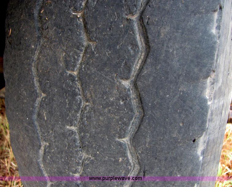 image for item 4865 1998 Mack CH613 Maxi Cruise dump truck