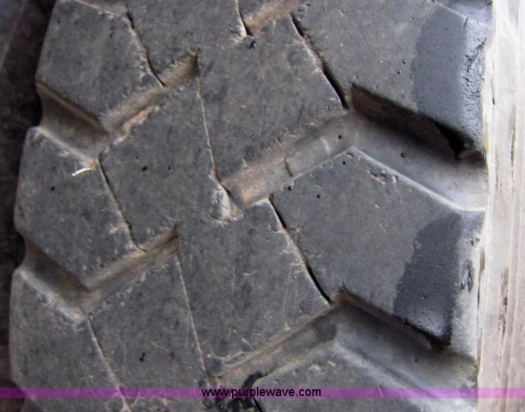 image for item 4865 1998 Mack CH613 Maxi Cruise dump truck