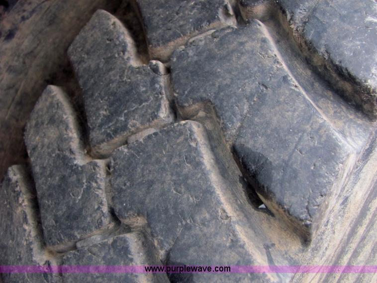 image for item 4868 1988 International Series 1754 truck