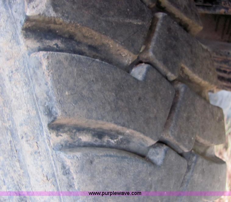 image for item 4868 1988 International Series 1754 truck