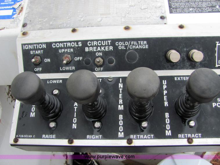 image for item 4869 1997 GMC C8500 boom lift truck