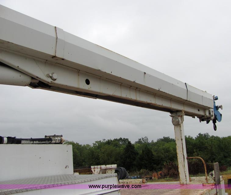 image for item 4869 1997 GMC C8500 boom lift truck