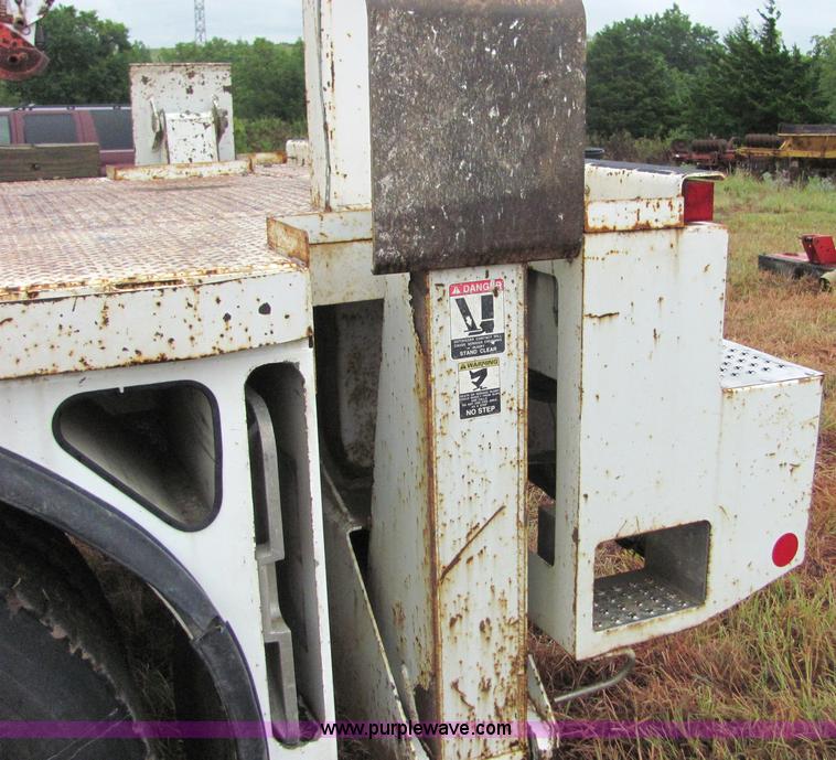 image for item 4869 1997 GMC C8500 boom lift truck