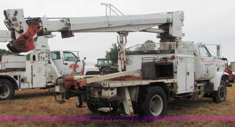 image for item 4870 1986 Chevrolet Kodiak C70 boom truck