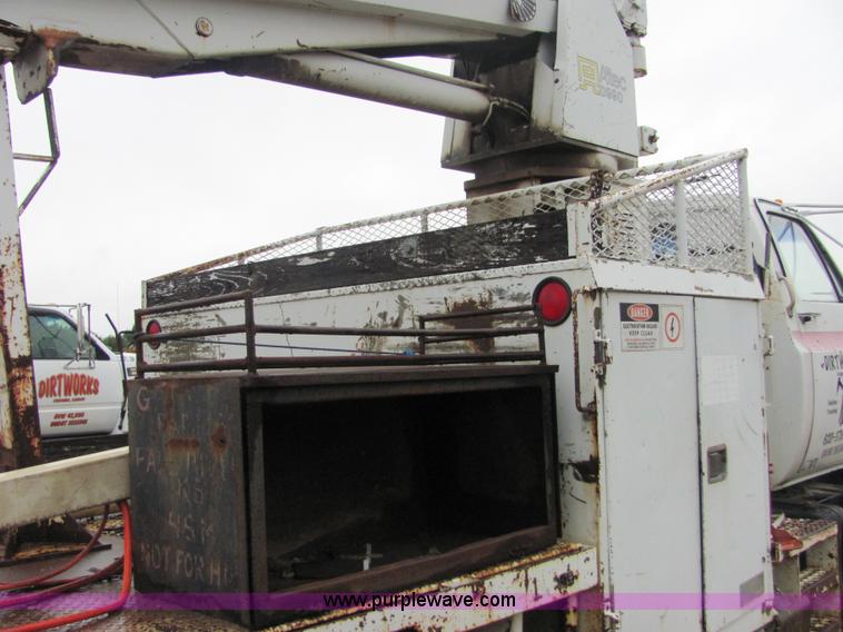 image for item 4870 1986 Chevrolet Kodiak C70 boom truck