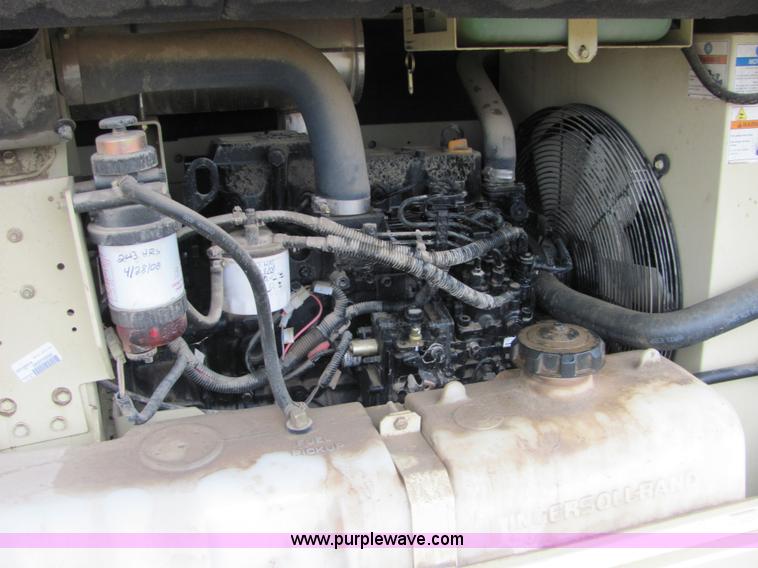image for item 4876 2007 Ingersoll Rand P185WIR trailer mounted compressor