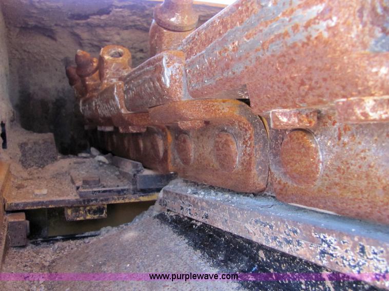 image for item 4882 2007 Vermeer T655 Commander 2 trencher