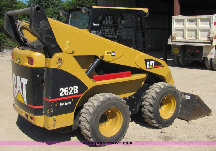 image for item 4899 2006 Caterpillar 262B skid steer
