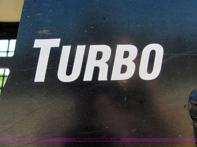 image for item 4899 2006 Caterpillar 262B skid steer