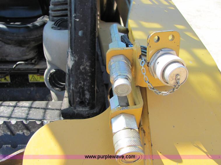image for item 4899 2006 Caterpillar 262B skid steer