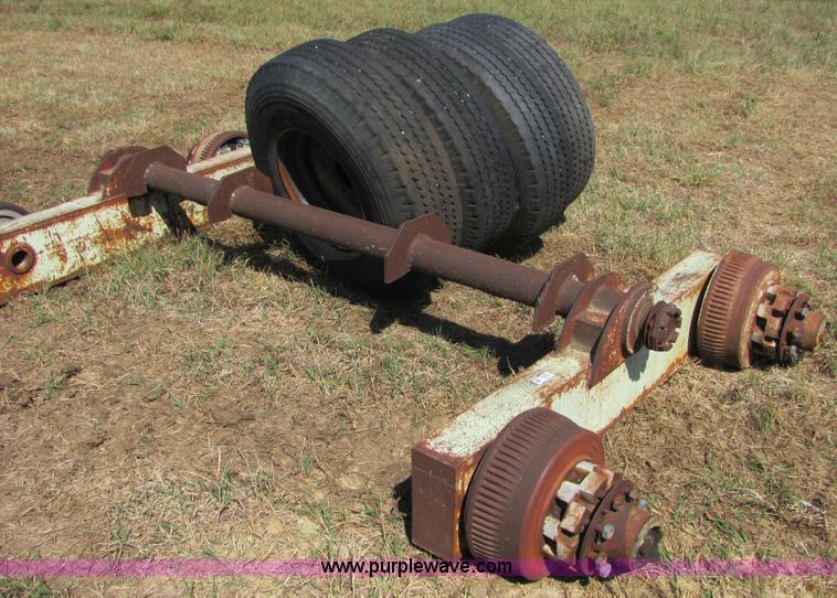 Tandem axles in Fredonia, KS Item 6100 sold Purple Wave