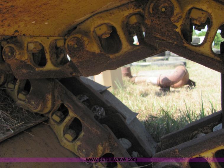 image for item 6102 D6M tracks