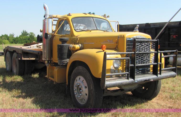 image for item 6111 1965 Mack B73 winch truck