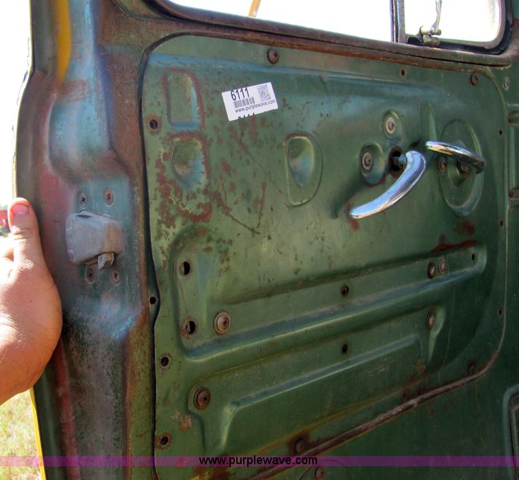 image for item 6111 1965 Mack B73 winch truck