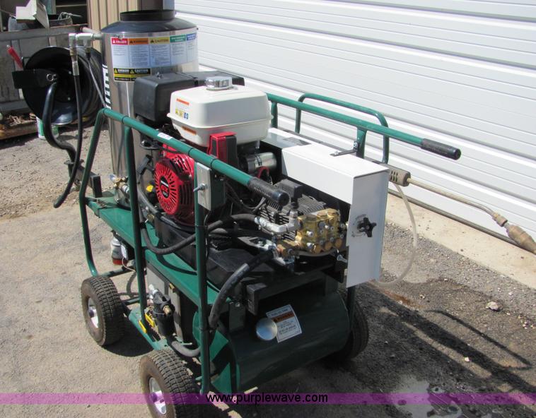 image for item 9876 HY-Flo 4305-2T hot water pressure washer