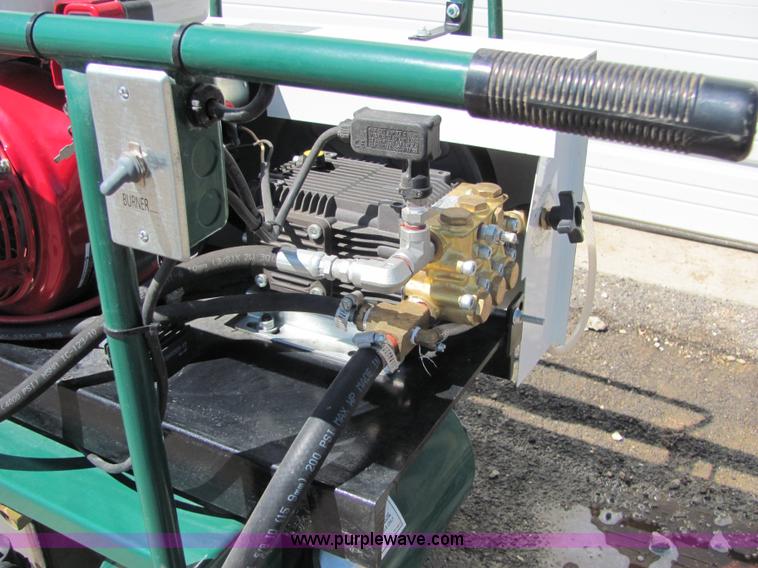 image for item 9876 HY-Flo 4305-2T hot water pressure washer