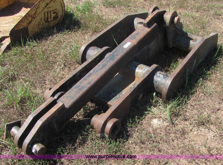 image for item 9882 Geith excavator rigid thumb