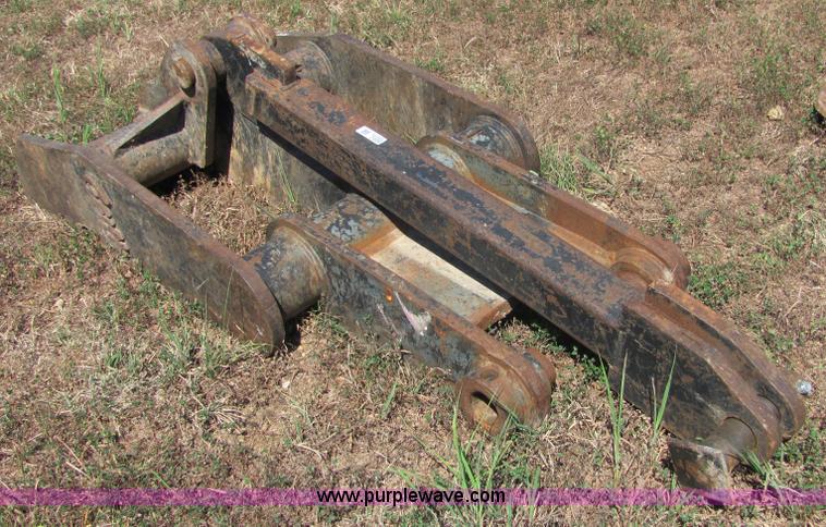 image for item 9882 Geith excavator rigid thumb