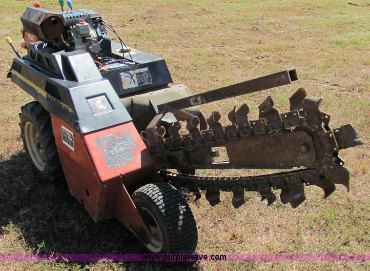 image for item 9893 Ditch Witch 1820H walk behind trencher