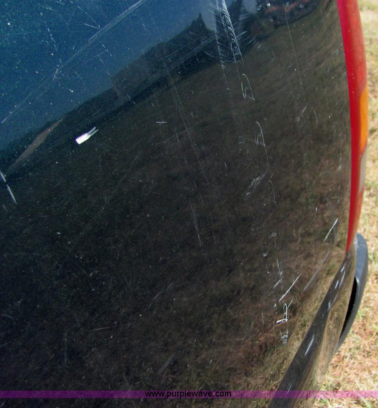 image for item 9899 2001 Chevrolet 2500 pickup truck