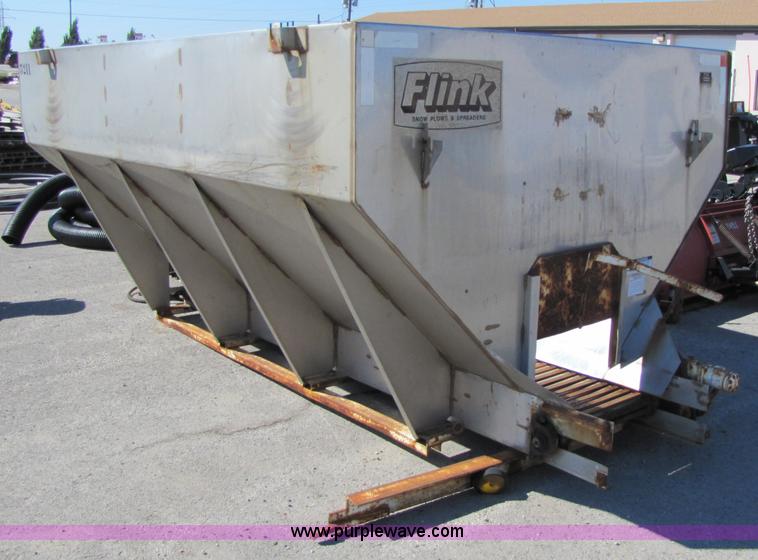 image for item 1000 Flink stainless steel spreader box