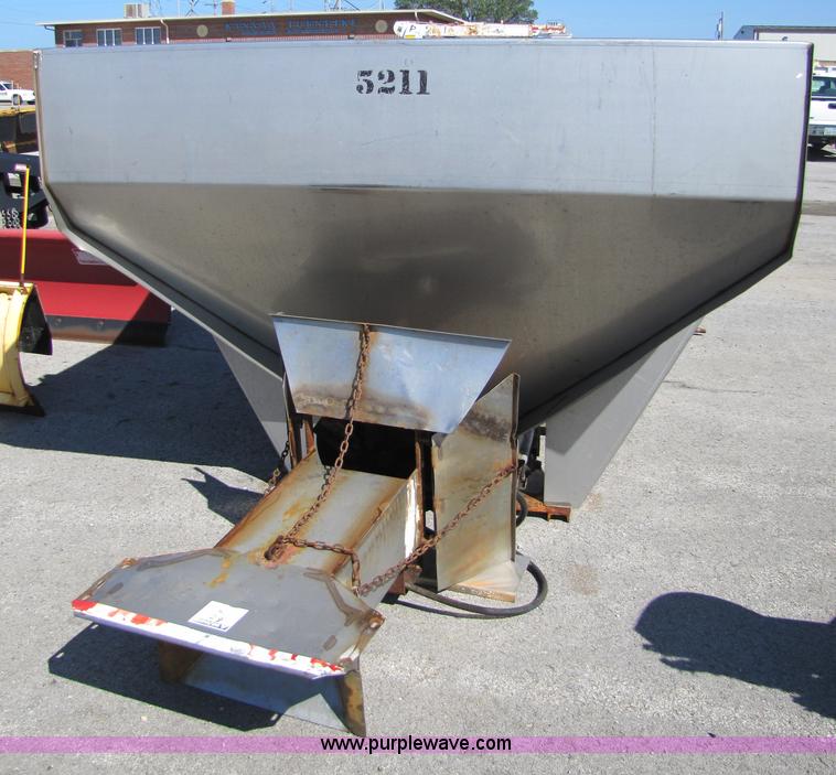 image for item 1000 Flink stainless steel spreader box