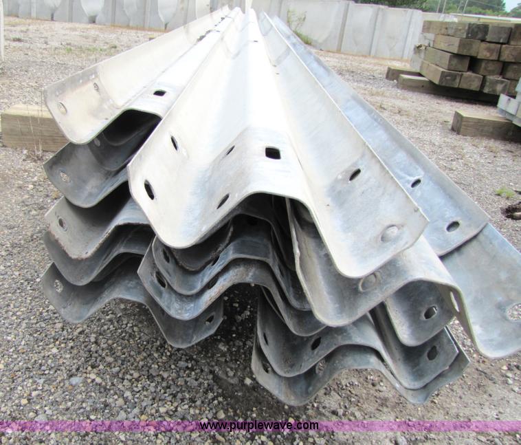 image for item 1603 (30) guard rail sections