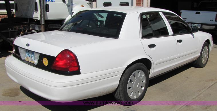image for item 4645 2007 Ford Crown Victoria Police Interceptor