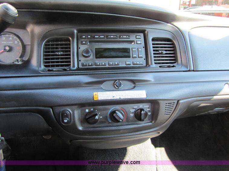 image for item 4645 2007 Ford Crown Victoria Police Interceptor