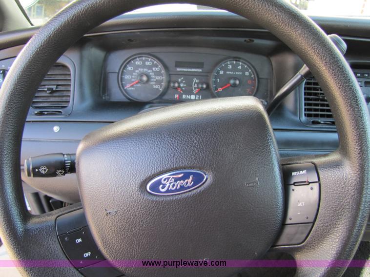image for item 4645 2007 Ford Crown Victoria Police Interceptor