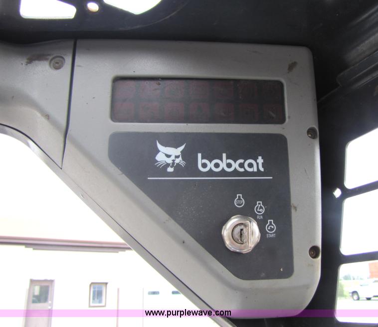 image for item 5226 2000 Bobcat G863H skid steer