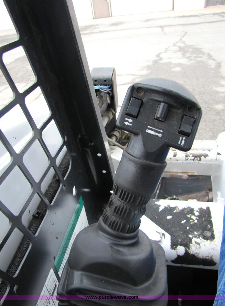 image for item 5226 2000 Bobcat G863H skid steer