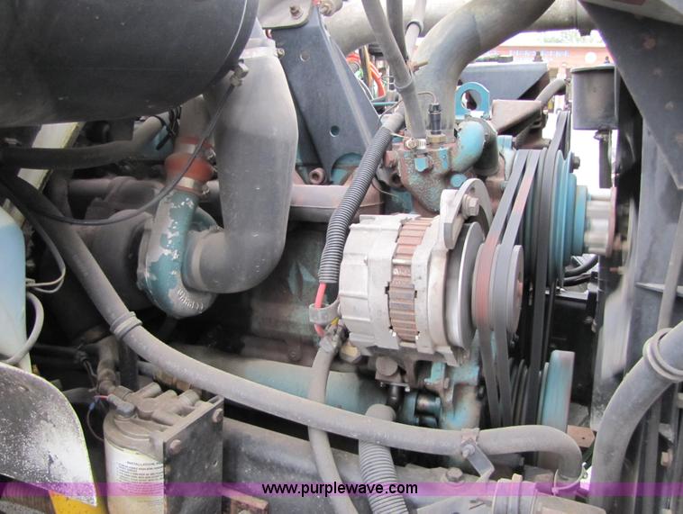 image for item 5227 1991 International Series 4900 dump truck