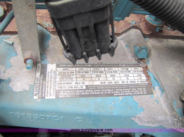 image for item 5227 1991 International Series 4900 dump truck