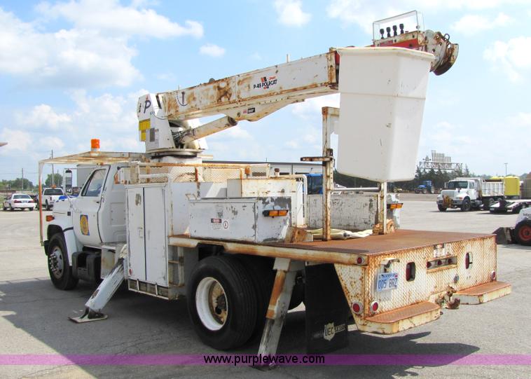 image for item 5228 1988 Chevrolet C70 bucket truck with winch