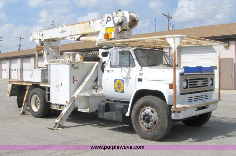 image for item 5228 1988 Chevrolet C70 bucket truck with winch